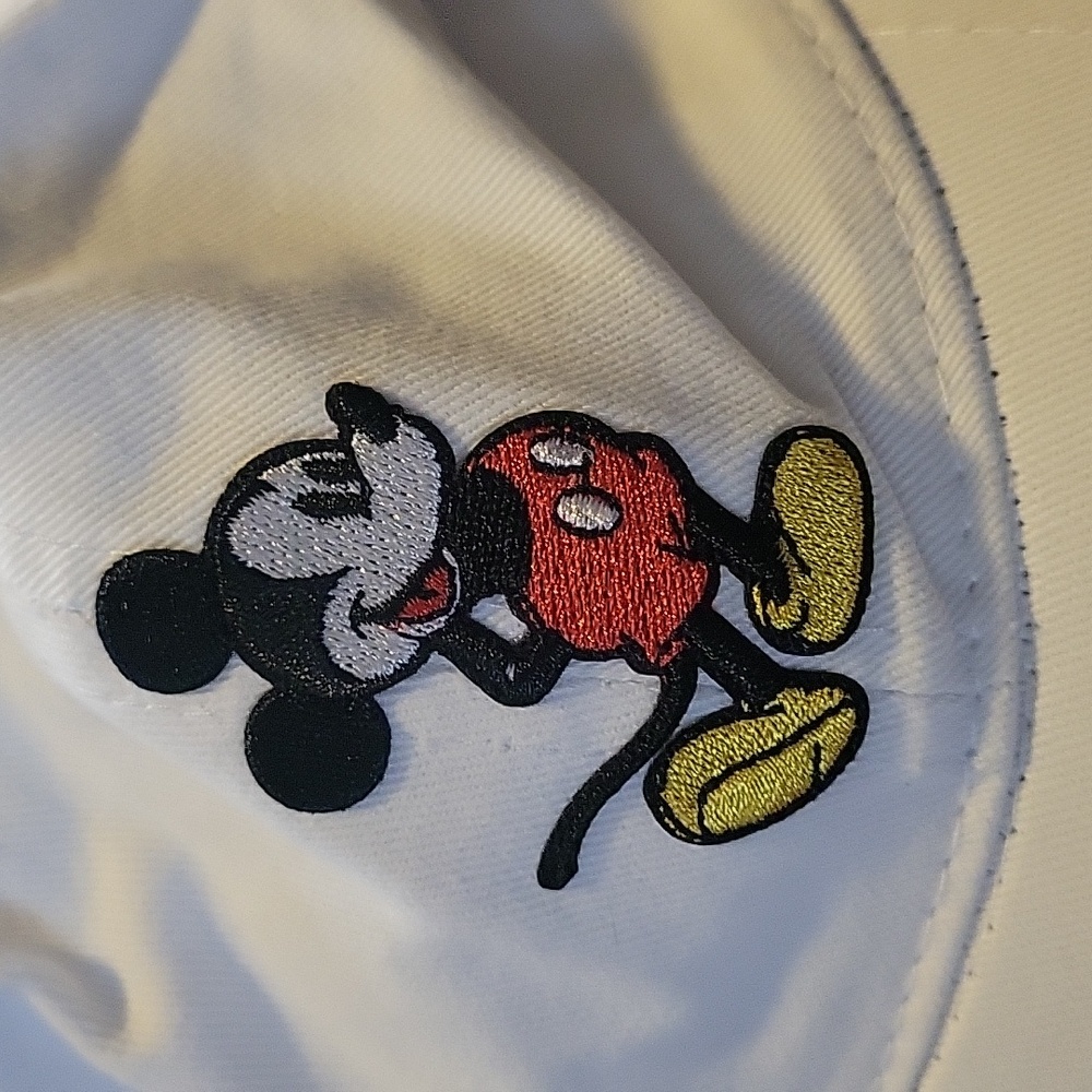 Mickey Mouse Hat - Picture 2 of 4